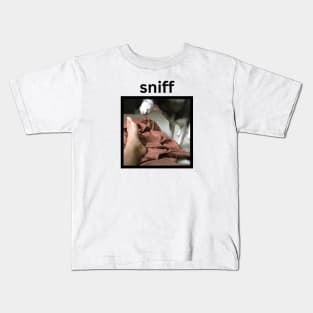 Funny Weird Cute Husky Dog Sniffing Foot Kids T-Shirt